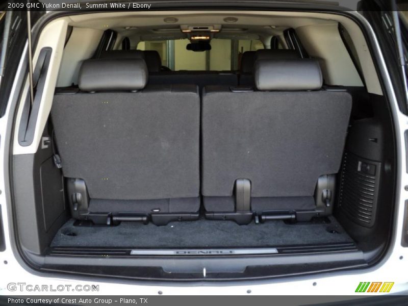 Summit White / Ebony 2009 GMC Yukon Denali