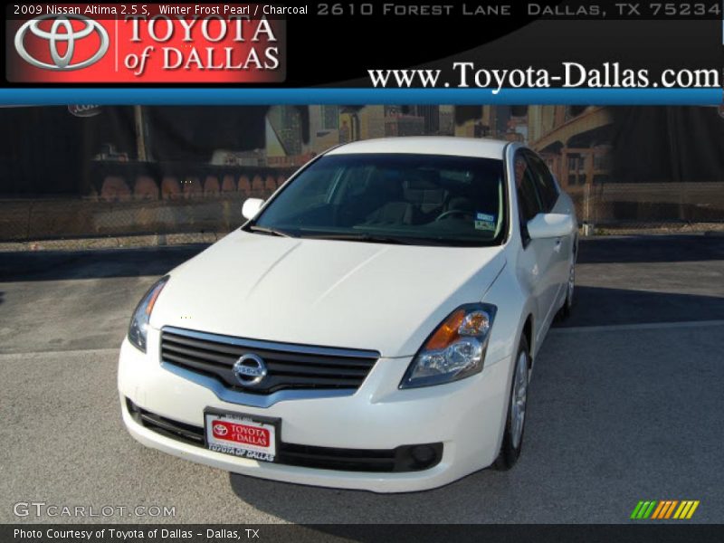 Winter Frost Pearl / Charcoal 2009 Nissan Altima 2.5 S