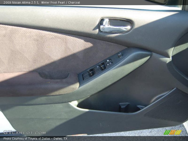 Winter Frost Pearl / Charcoal 2009 Nissan Altima 2.5 S