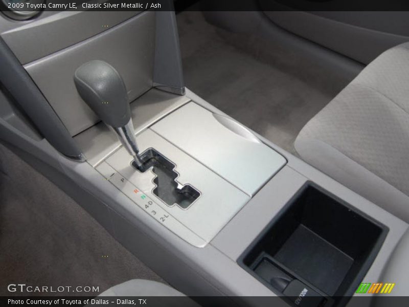 Classic Silver Metallic / Ash 2009 Toyota Camry LE