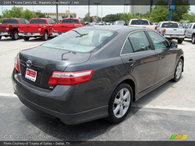Magnetic Gray Metallic / Ash 2009 Toyota Camry SE