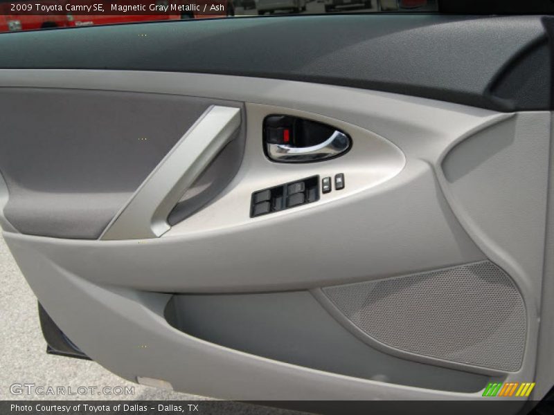 Magnetic Gray Metallic / Ash 2009 Toyota Camry SE