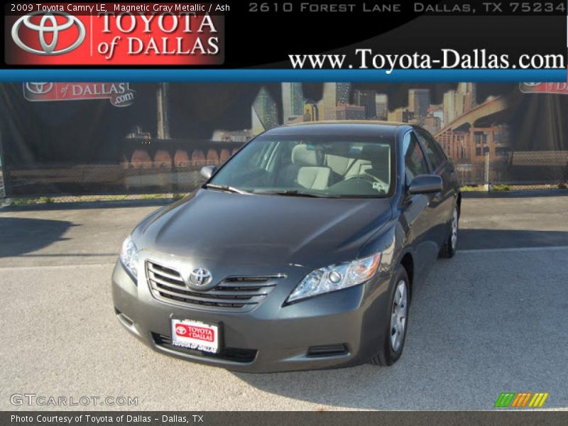 Magnetic Gray Metallic / Ash 2009 Toyota Camry LE