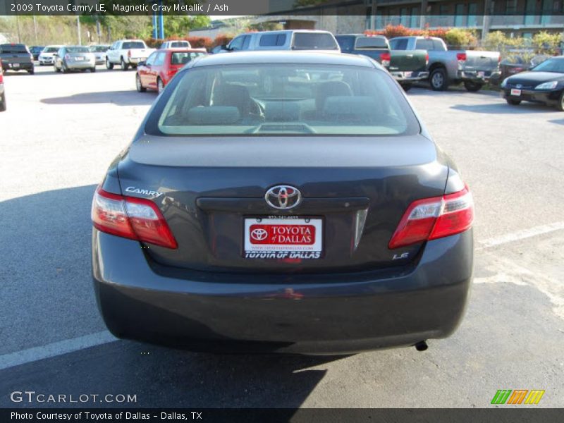 Magnetic Gray Metallic / Ash 2009 Toyota Camry LE