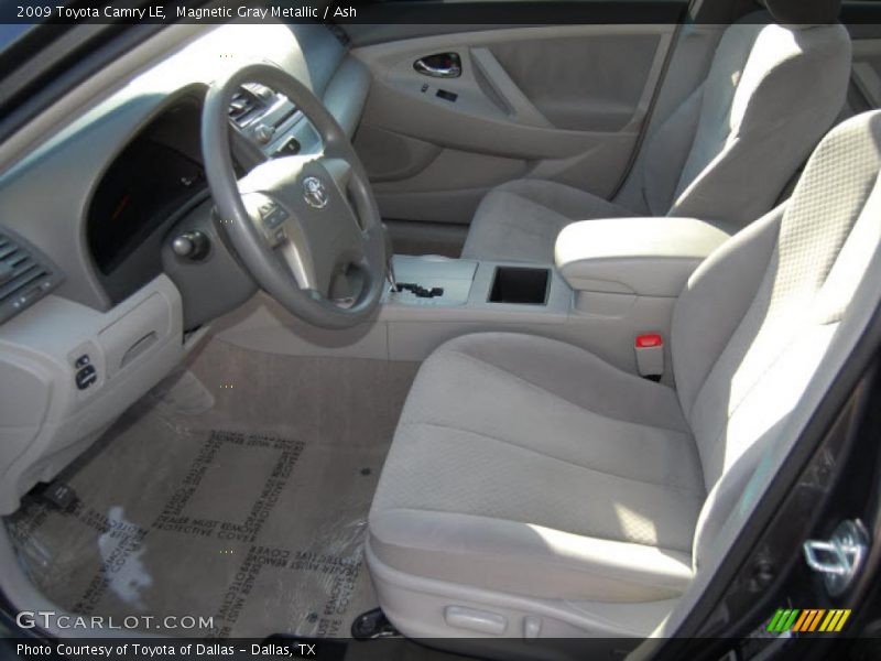 Magnetic Gray Metallic / Ash 2009 Toyota Camry LE