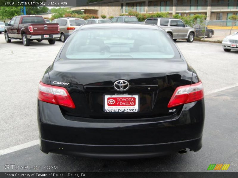 Black / Ash 2009 Toyota Camry SE