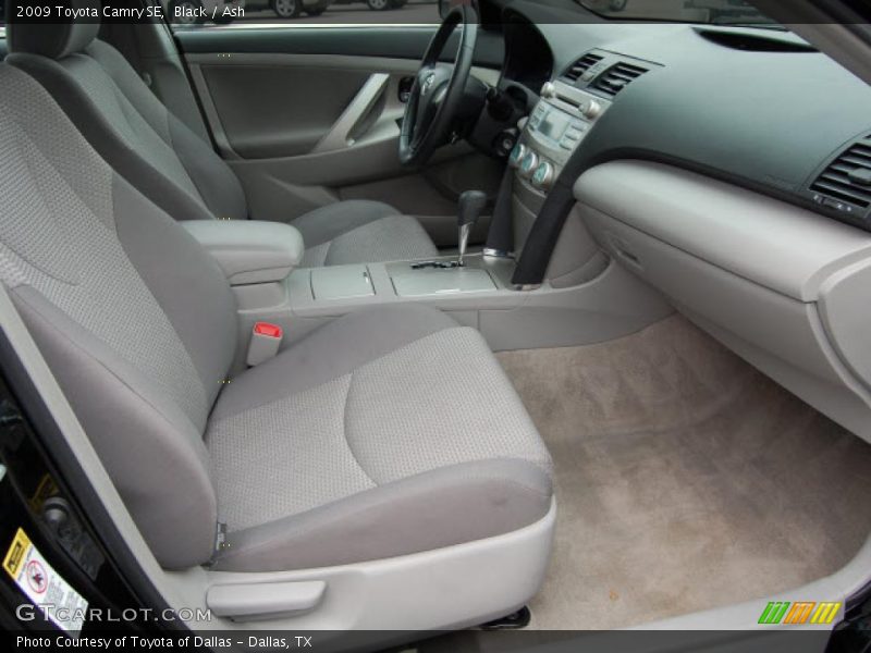 Black / Ash 2009 Toyota Camry SE