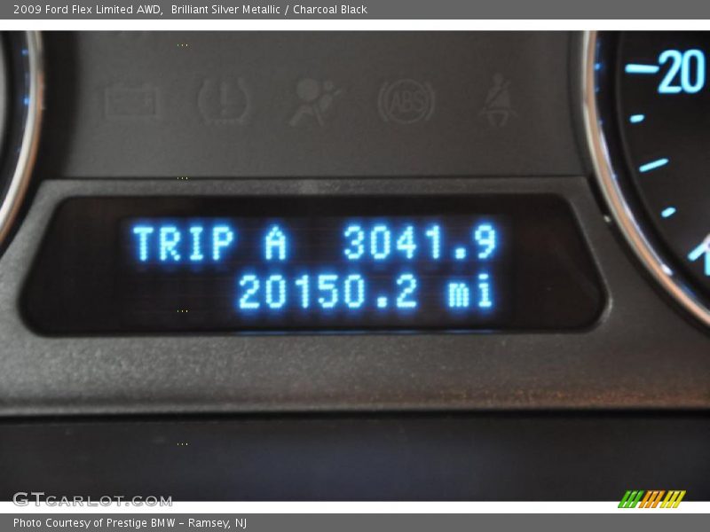 Brilliant Silver Metallic / Charcoal Black 2009 Ford Flex Limited AWD