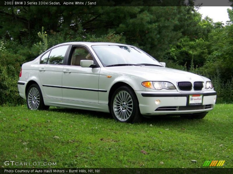 Alpine White / Sand 2003 BMW 3 Series 330xi Sedan