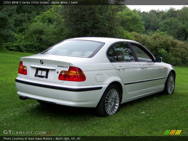 Alpine White / Sand 2003 BMW 3 Series 330xi Sedan