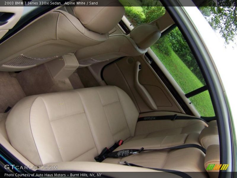 Alpine White / Sand 2003 BMW 3 Series 330xi Sedan