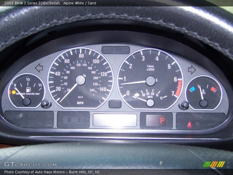 Alpine White / Sand 2003 BMW 3 Series 330xi Sedan