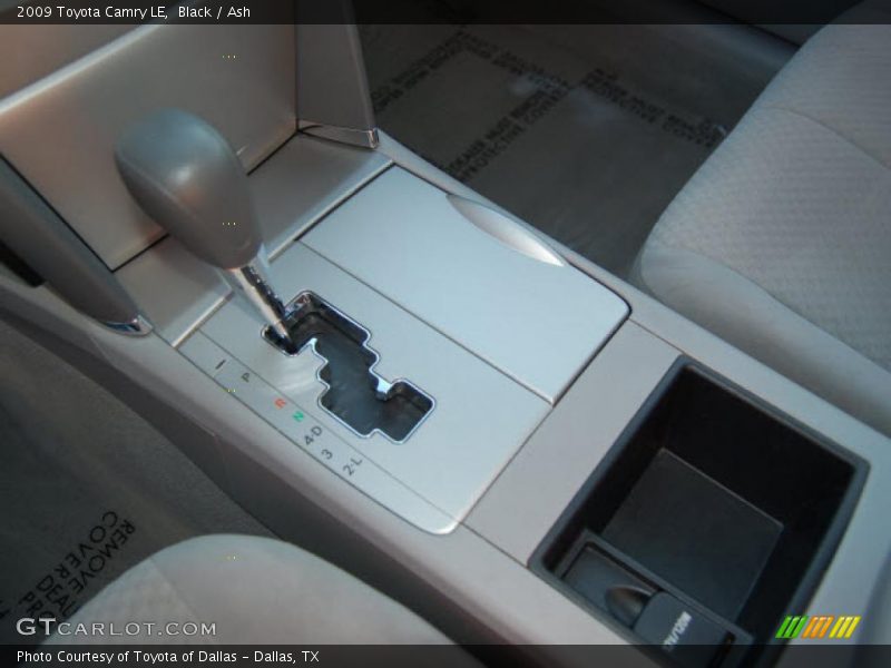 Black / Ash 2009 Toyota Camry LE