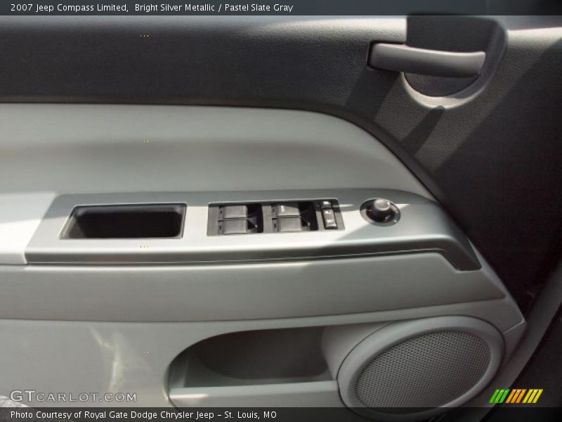 Bright Silver Metallic / Pastel Slate Gray 2007 Jeep Compass Limited