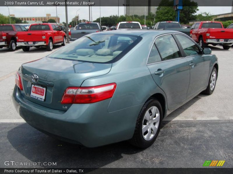 Aloe Green Metallic / Bisque 2009 Toyota Camry LE