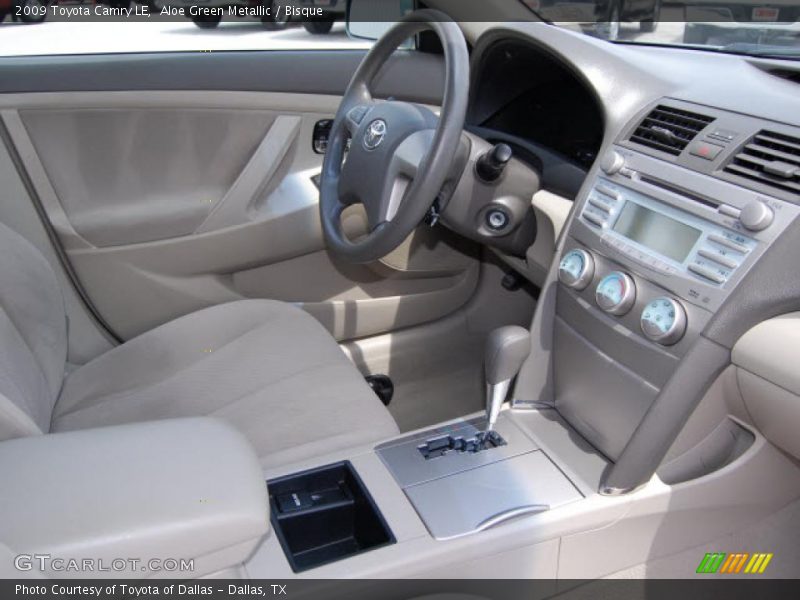 Aloe Green Metallic / Bisque 2009 Toyota Camry LE