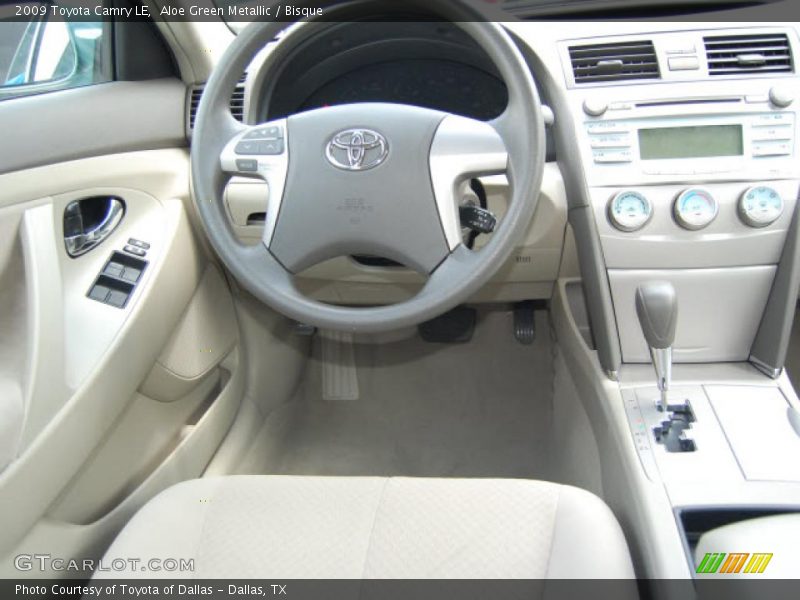 Aloe Green Metallic / Bisque 2009 Toyota Camry LE
