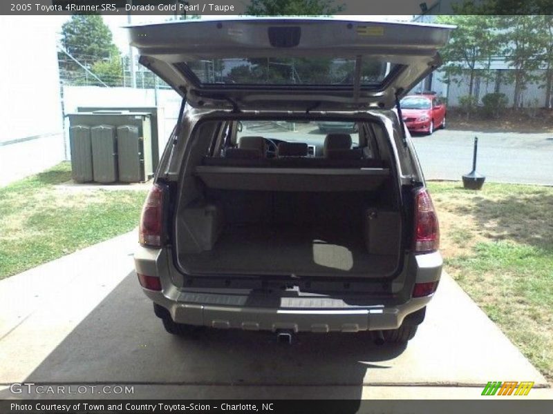 Dorado Gold Pearl / Taupe 2005 Toyota 4Runner SR5