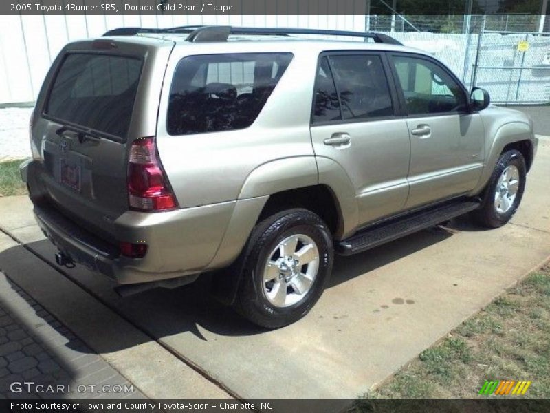 Dorado Gold Pearl / Taupe 2005 Toyota 4Runner SR5