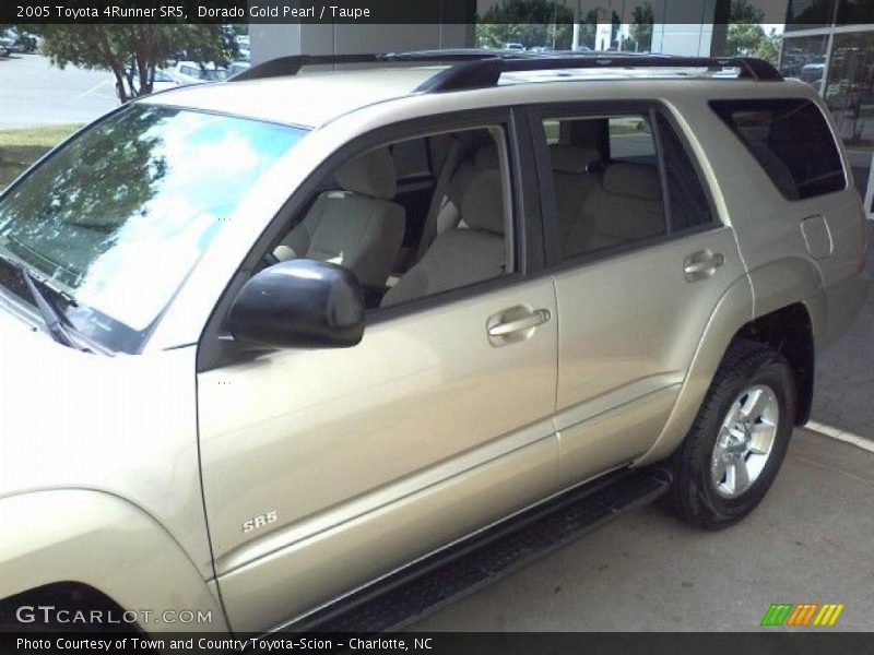 Dorado Gold Pearl / Taupe 2005 Toyota 4Runner SR5