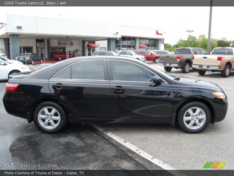 Black / Ash 2009 Toyota Camry LE