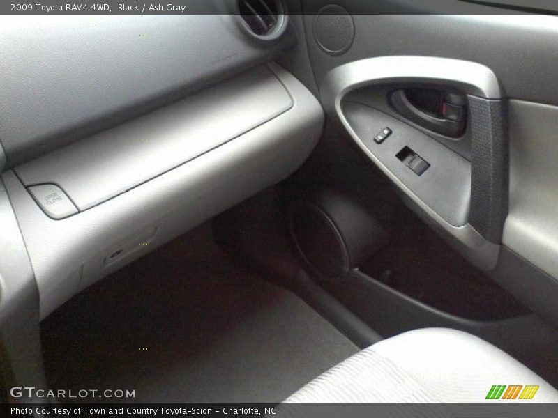 Black / Ash Gray 2009 Toyota RAV4 4WD