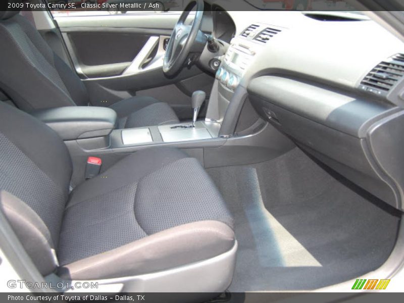 Classic Silver Metallic / Ash 2009 Toyota Camry SE