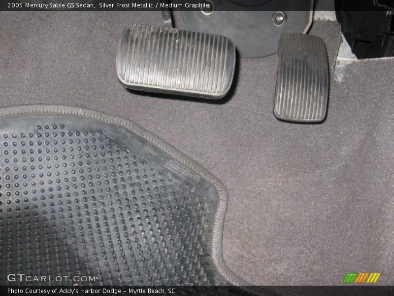 Silver Frost Metallic / Medium Graphite 2005 Mercury Sable GS Sedan