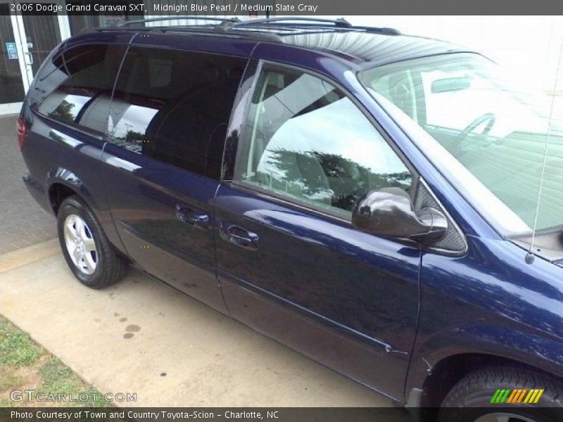 Midnight Blue Pearl / Medium Slate Gray 2006 Dodge Grand Caravan SXT