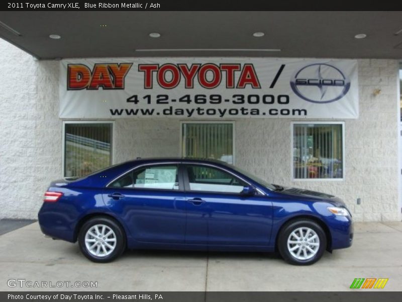Blue Ribbon Metallic / Ash 2011 Toyota Camry XLE