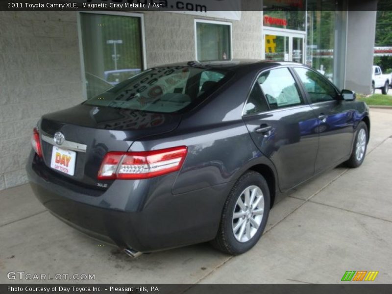 Magnetic Gray Metallic / Ash 2011 Toyota Camry XLE