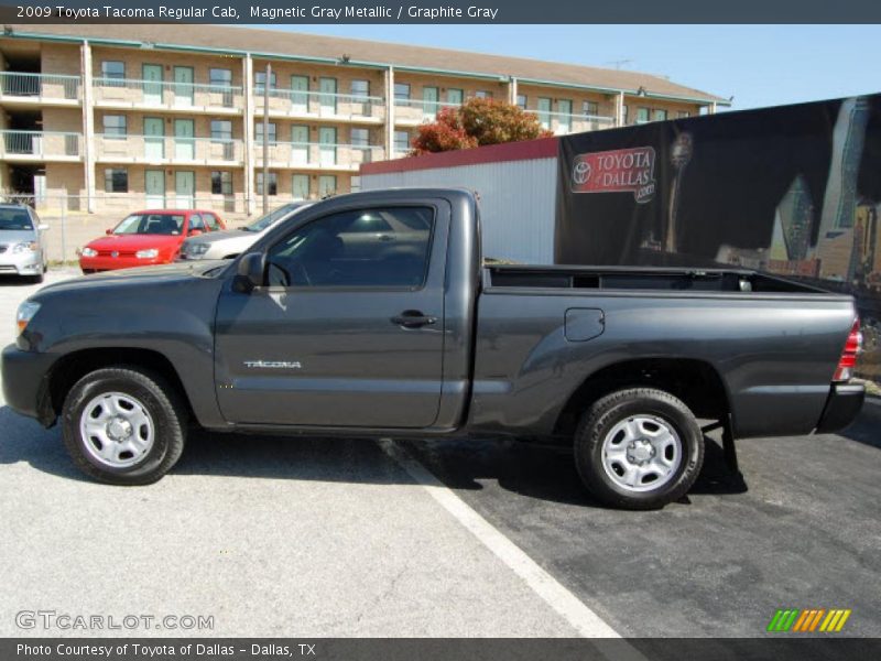 Magnetic Gray Metallic / Graphite Gray 2009 Toyota Tacoma Regular Cab