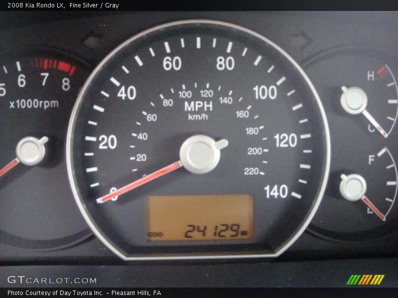 Fine Silver / Gray 2008 Kia Rondo LX