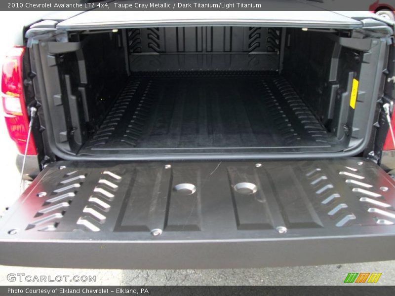 Taupe Gray Metallic / Dark Titanium/Light Titanium 2010 Chevrolet Avalanche LTZ 4x4