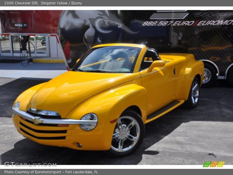 Slingshot Yellow / Ebony 2006 Chevrolet SSR