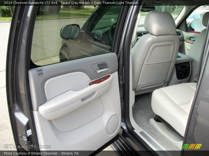 Taupe Gray Metallic / Dark Titanium/Light Titanium 2010 Chevrolet Avalanche LTZ 4x4