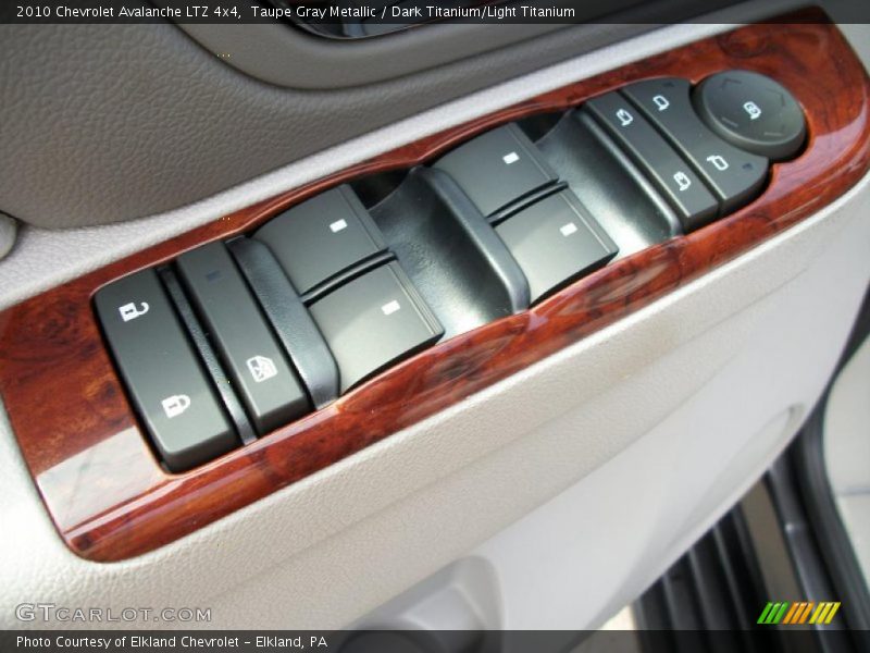 Taupe Gray Metallic / Dark Titanium/Light Titanium 2010 Chevrolet Avalanche LTZ 4x4