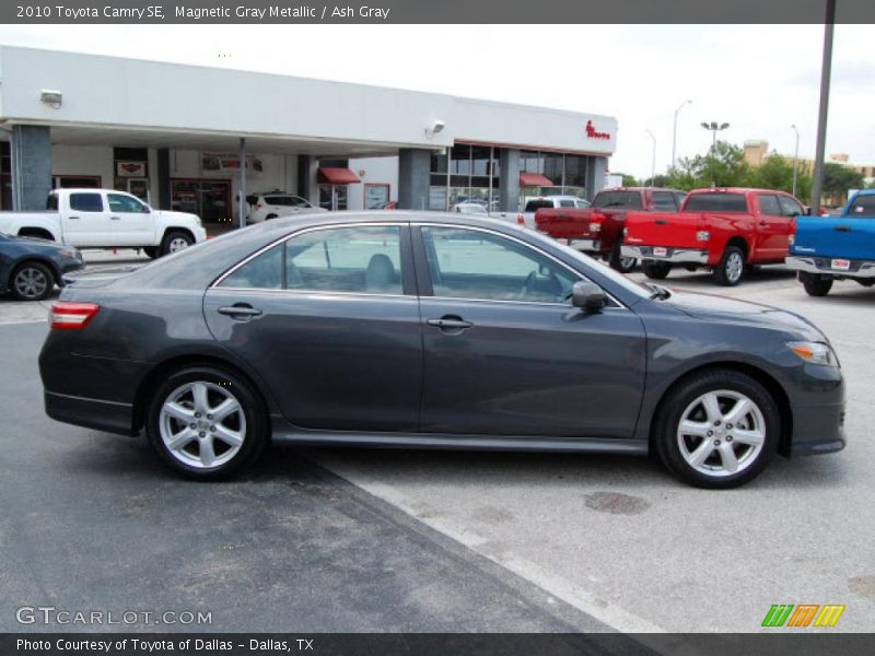 Magnetic Gray Metallic / Ash Gray 2010 Toyota Camry SE