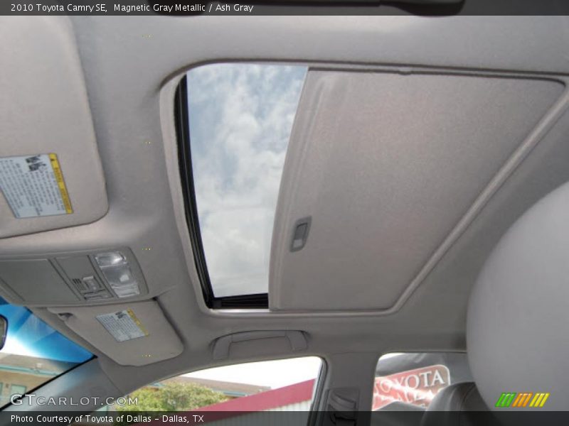 Magnetic Gray Metallic / Ash Gray 2010 Toyota Camry SE