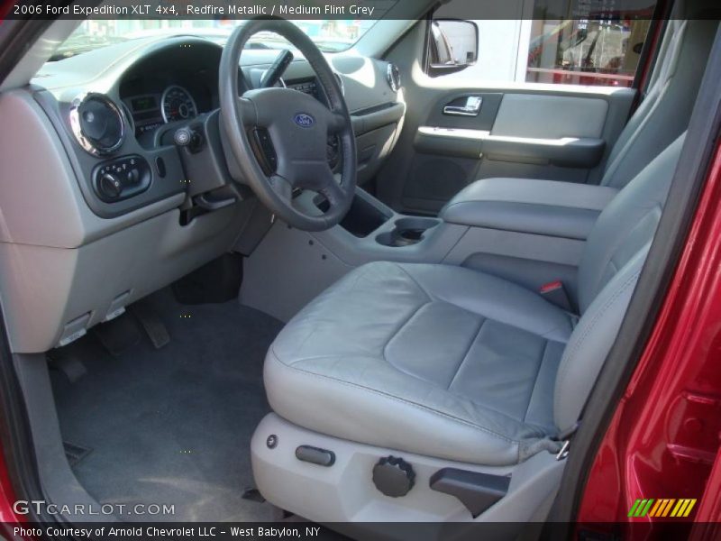 Redfire Metallic / Medium Flint Grey 2006 Ford Expedition XLT 4x4