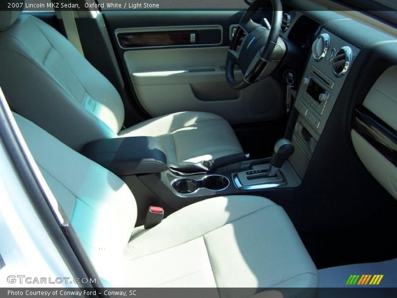 Oxford White / Light Stone 2007 Lincoln MKZ Sedan