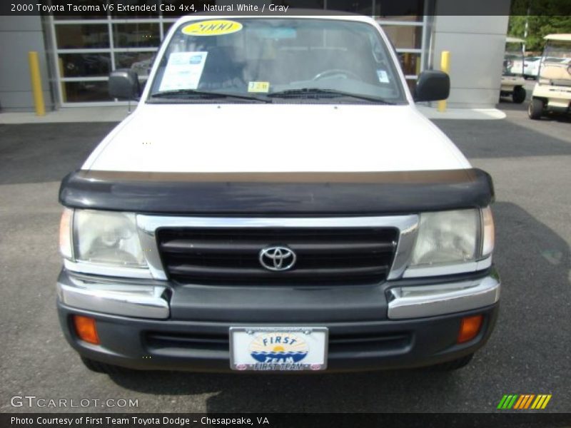 Natural White / Gray 2000 Toyota Tacoma V6 Extended Cab 4x4