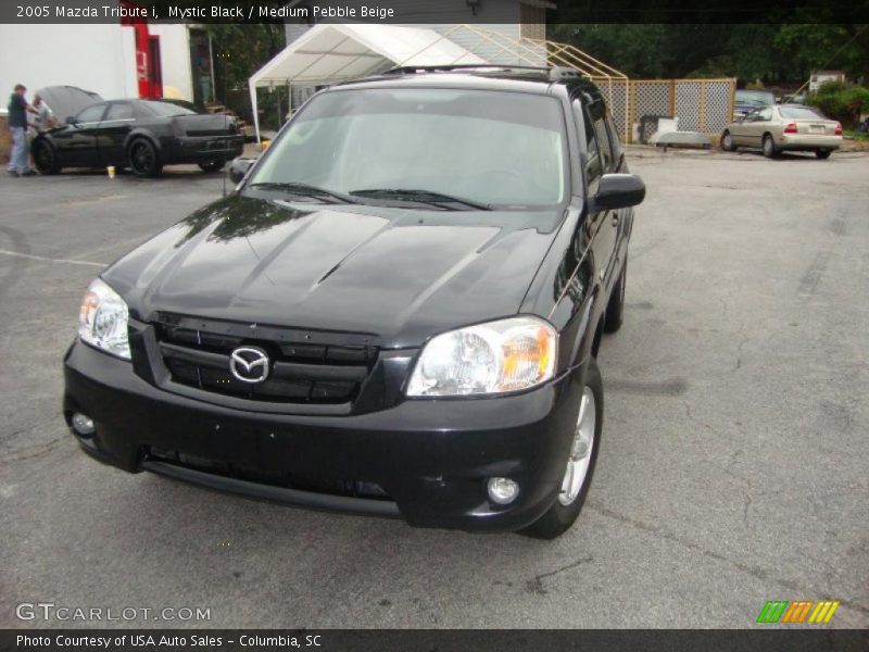 Mystic Black / Medium Pebble Beige 2005 Mazda Tribute i