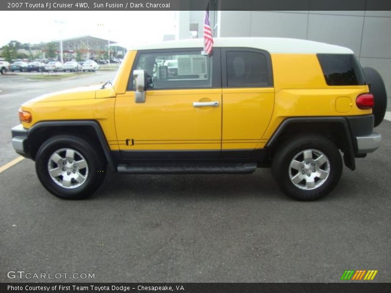 Sun Fusion / Dark Charcoal 2007 Toyota FJ Cruiser 4WD