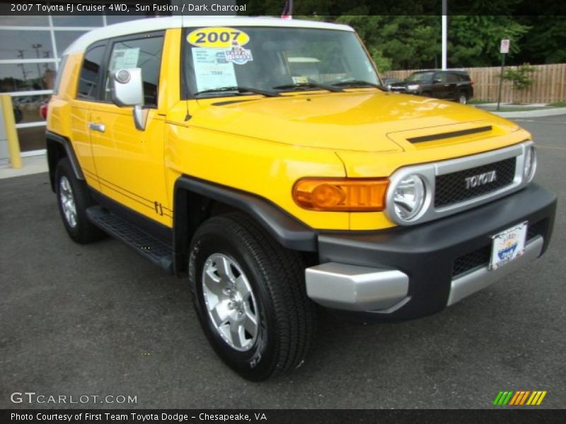 Sun Fusion / Dark Charcoal 2007 Toyota FJ Cruiser 4WD