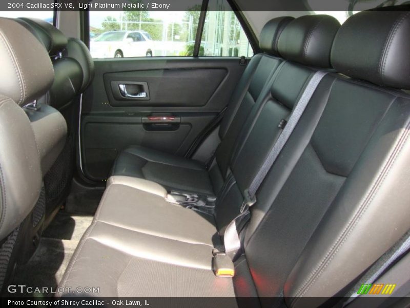 Light Platinum Metallic / Ebony 2004 Cadillac SRX V8