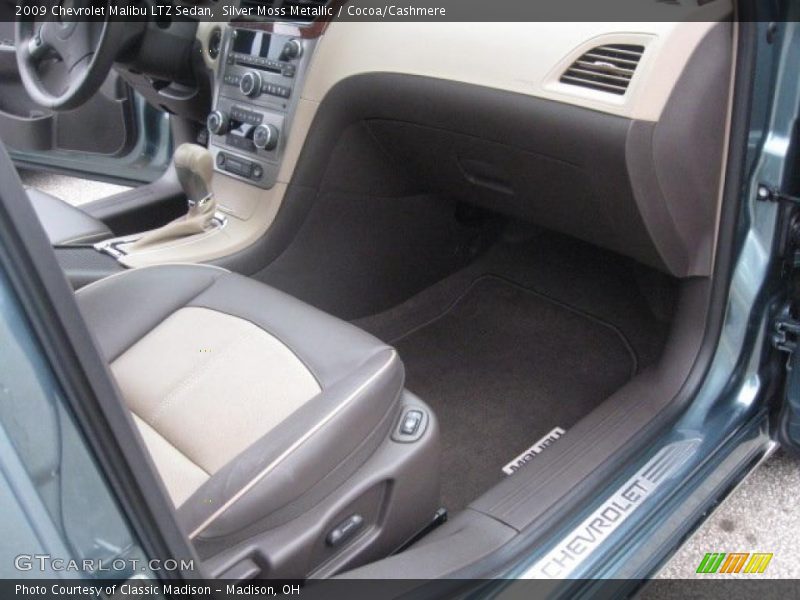 Silver Moss Metallic / Cocoa/Cashmere 2009 Chevrolet Malibu LTZ Sedan