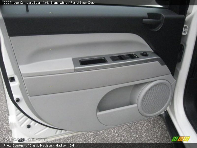 Stone White / Pastel Slate Gray 2007 Jeep Compass Sport 4x4