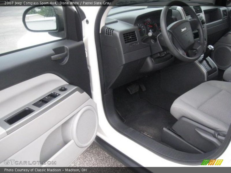 Stone White / Pastel Slate Gray 2007 Jeep Compass Sport 4x4