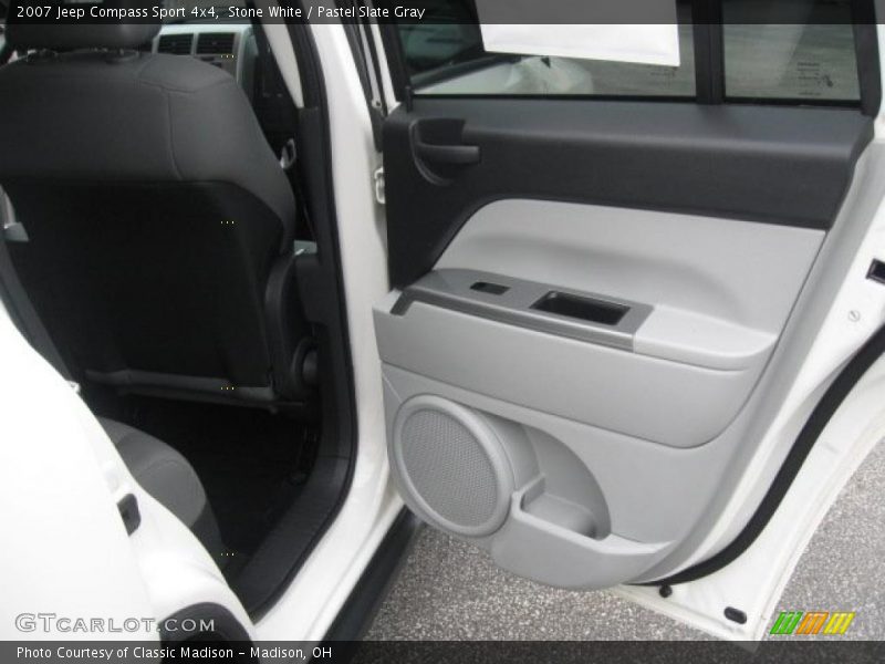 Stone White / Pastel Slate Gray 2007 Jeep Compass Sport 4x4